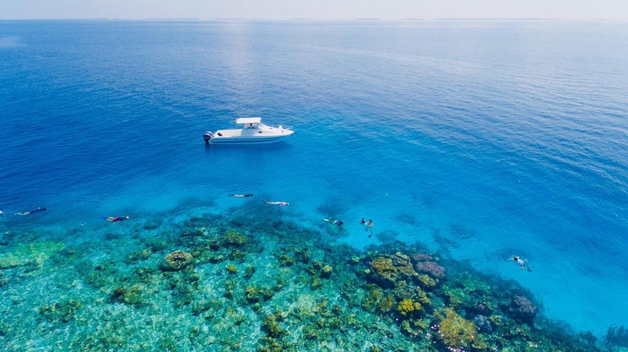 Reveries Maldives Gan  Eksteriør billede